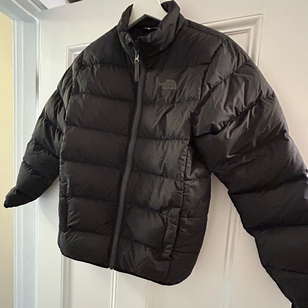 Boys North face down jacket size 14/16 black
